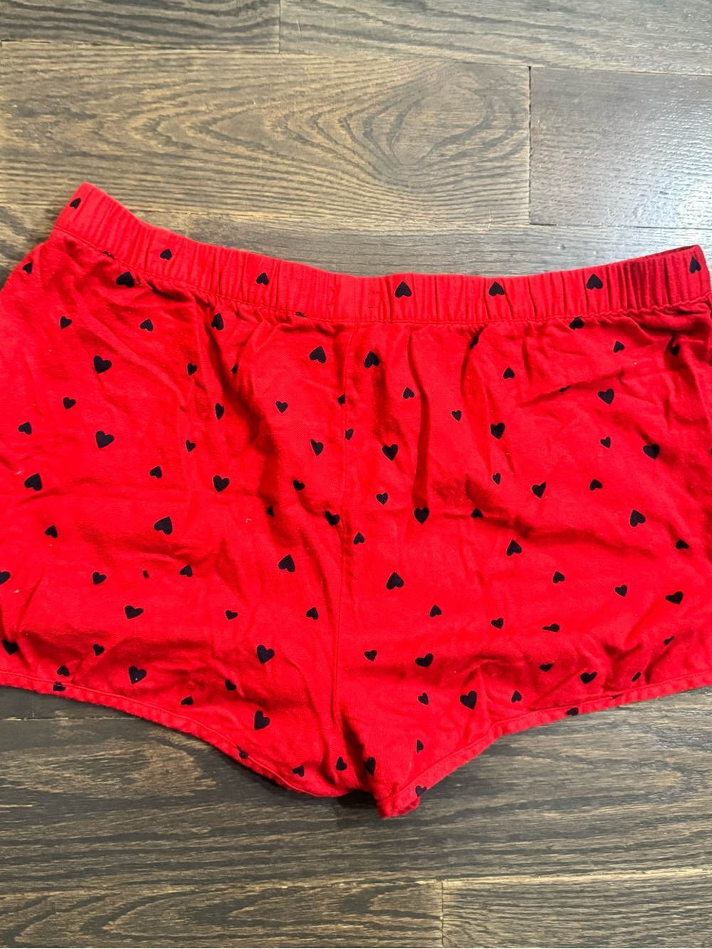 Gap Body Red Heart Print Women's Shorts